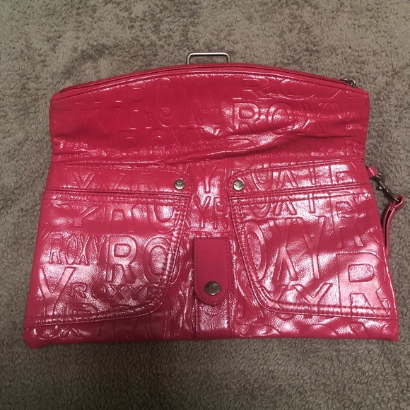 Pink Roxy clutch - Picture 3 of 6